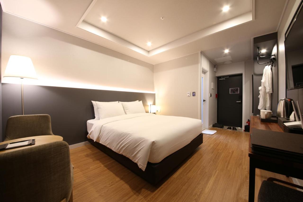 The Mains Hotel Cheonan Dış mekan fotoğraf