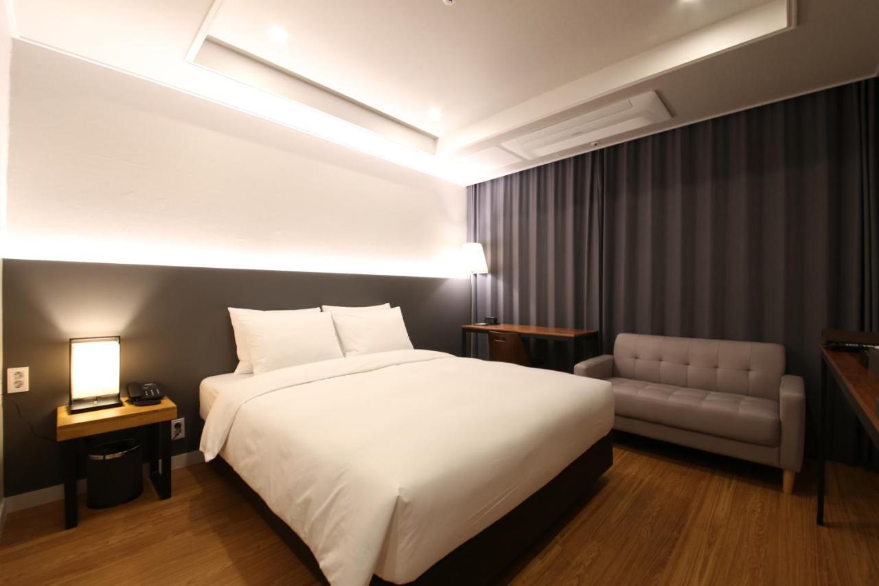 The Mains Hotel Cheonan Dış mekan fotoğraf